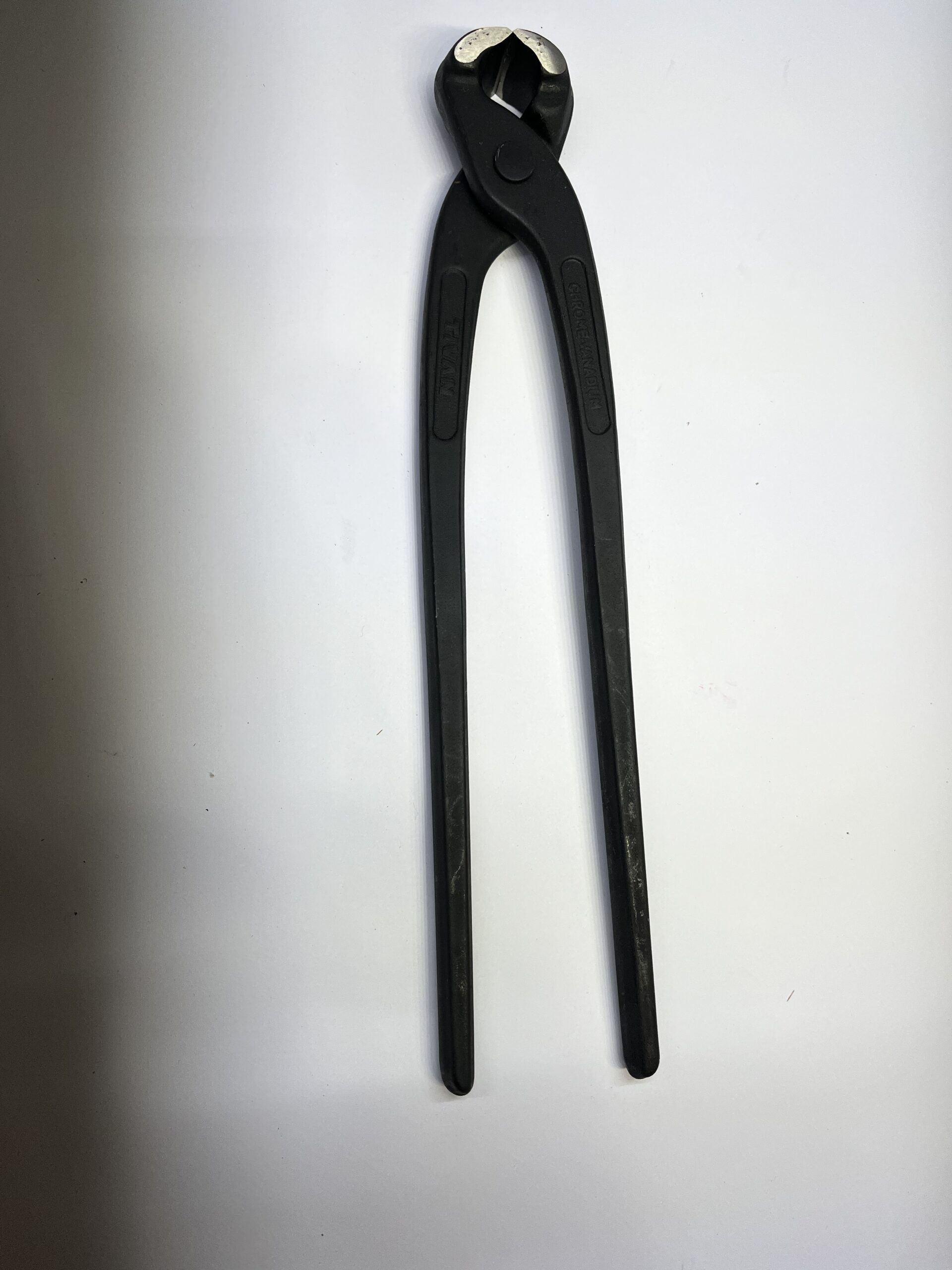 انبر ارماتور تیوان