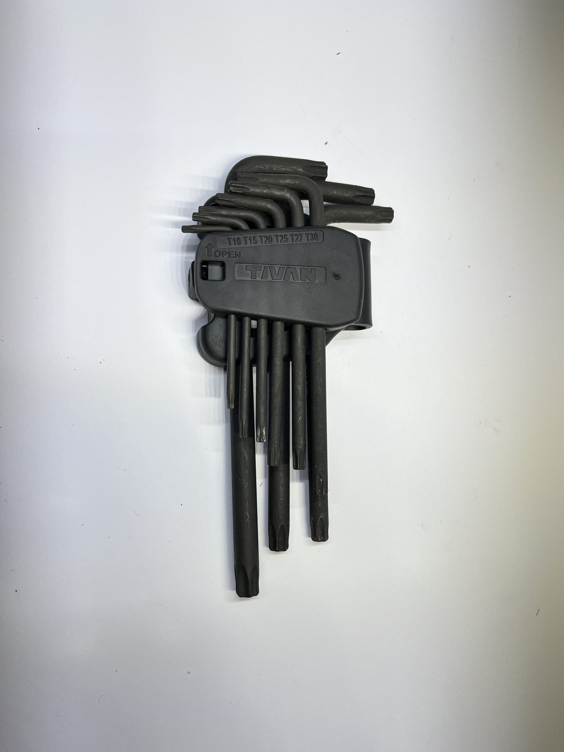 آلن کارتی تیوان ستاره ای