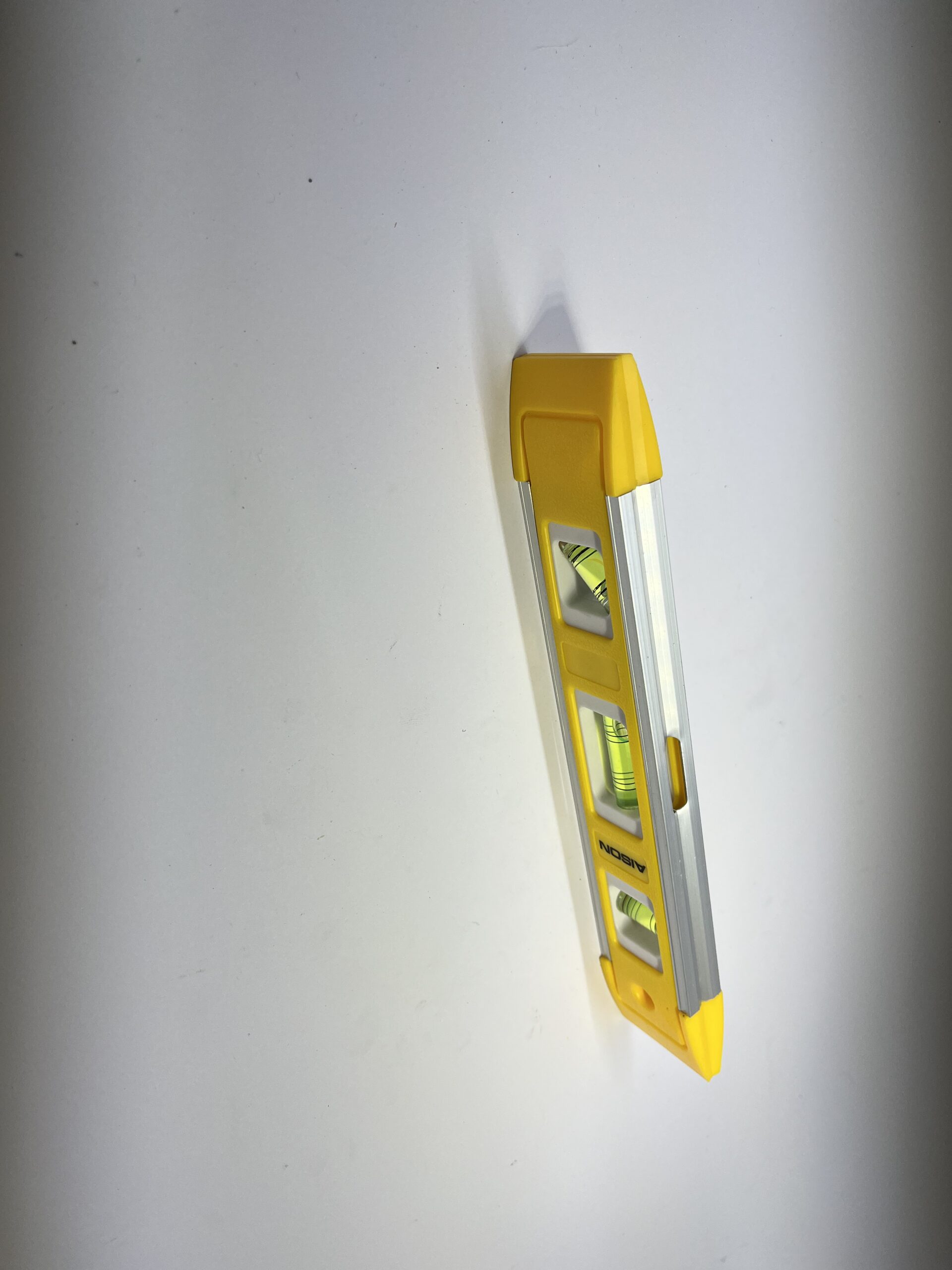 تراز 30 سانتی ایسون